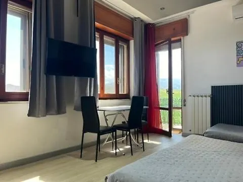 Soverato Sweet 13 לינה וארוחת בוקר 3*